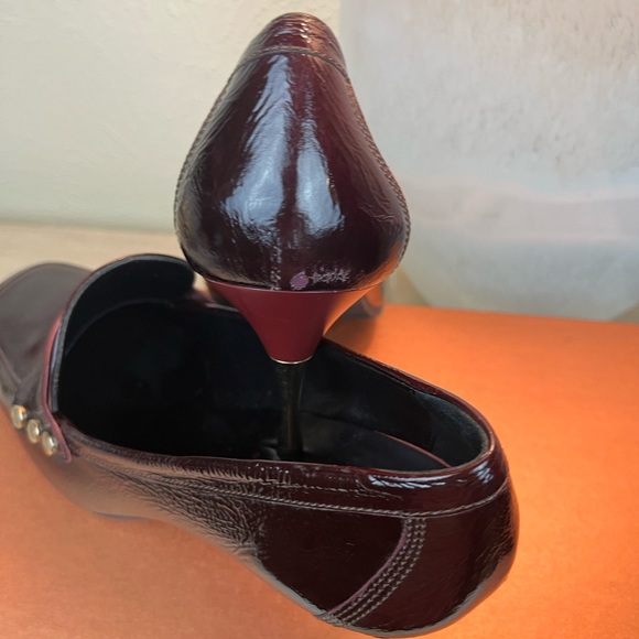 Baldinini Maroon Loafers w/ golden heels, IT size 39/US size 8.5 - Picture 7 of 13